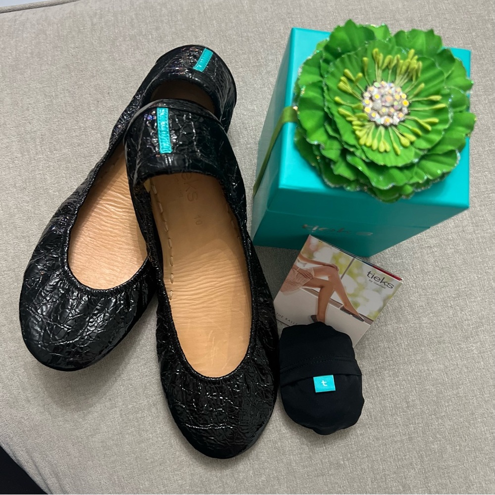 Like New Tieks Obsidian Black Shimmering Ballet Flats Worn less than 2 hours